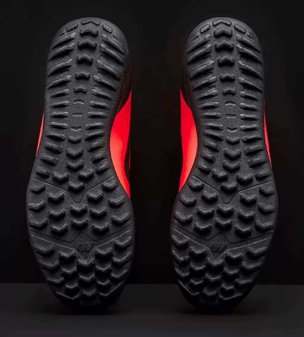 Шиповки детские Nike Mercurial Vapor XII Club CR7 JR TF